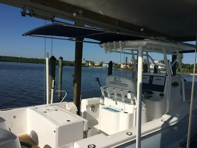 Buddy Davis 28 Center Console