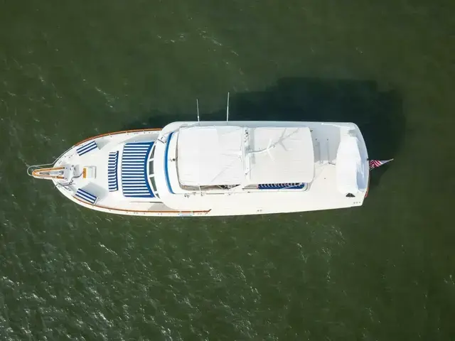 Hatteras 63 Motor Yacht