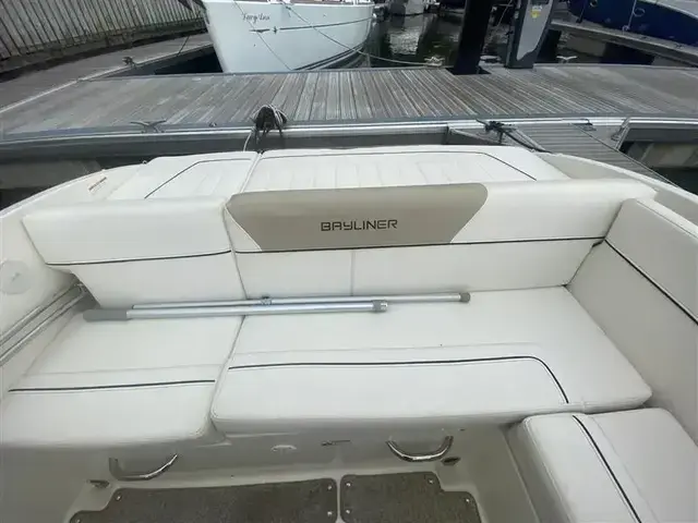 Bayliner 642 Cuddy