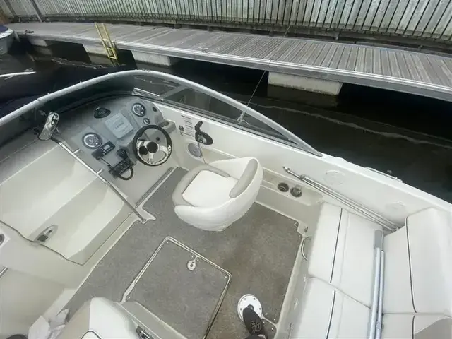 Bayliner 642 Cuddy