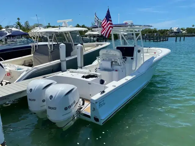 Buddy Davis 28 Center Console