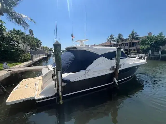 Tiara Yachts 44 Coupe