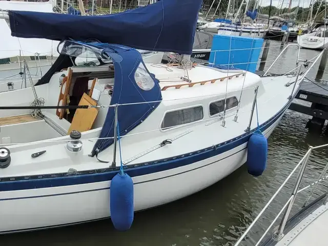 Spirit Yachts 28