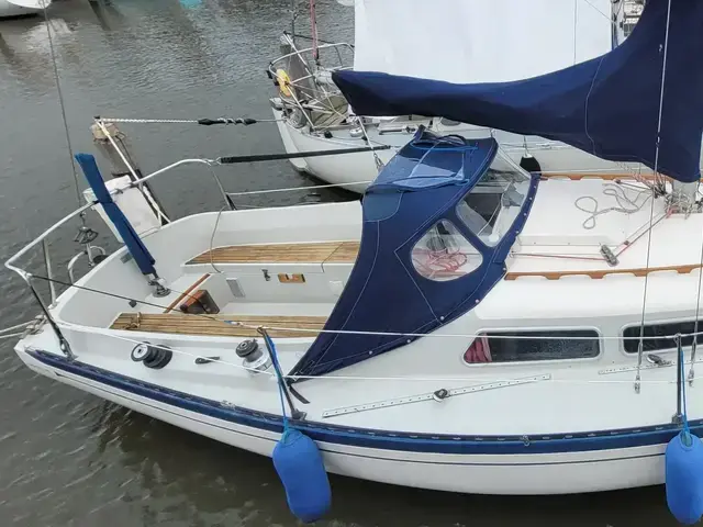 Spirit Yachts 28