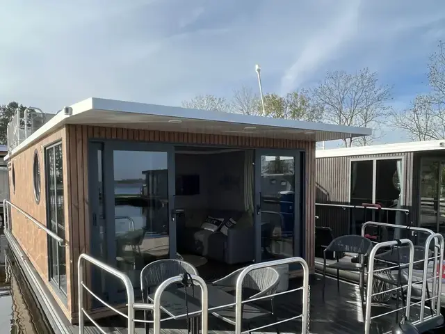 Nordic Season Met Ligplaats NS 40 Eco 36m2 Houseboat