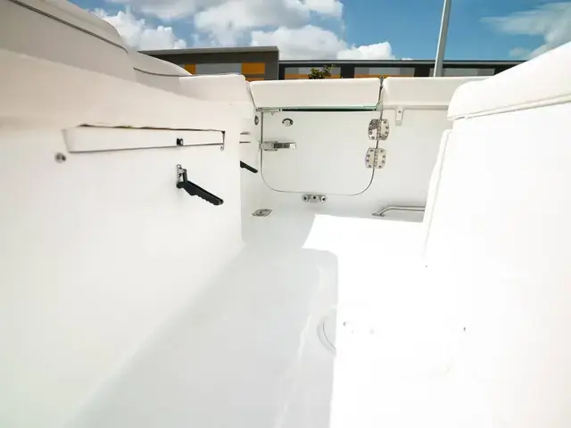 Sea Hunt 265 Ultra