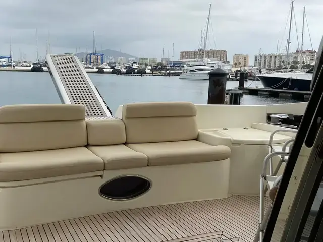 Azimut 55