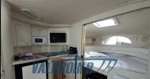 1997 Sea Ray 330 express cruiser