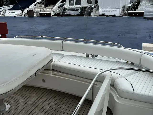 Fairline Squadron 58