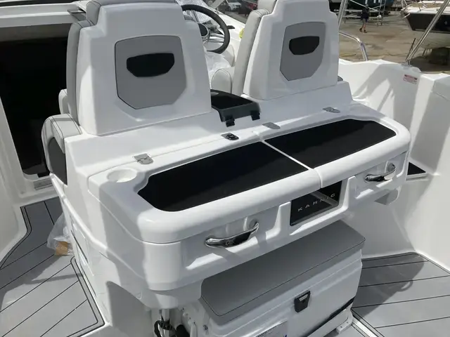 Karnic Boats SL800 Cruiser