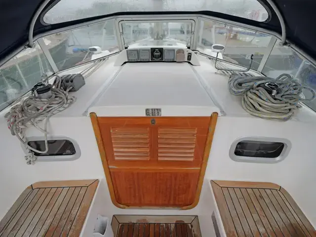 Hallberg-Rassy 34