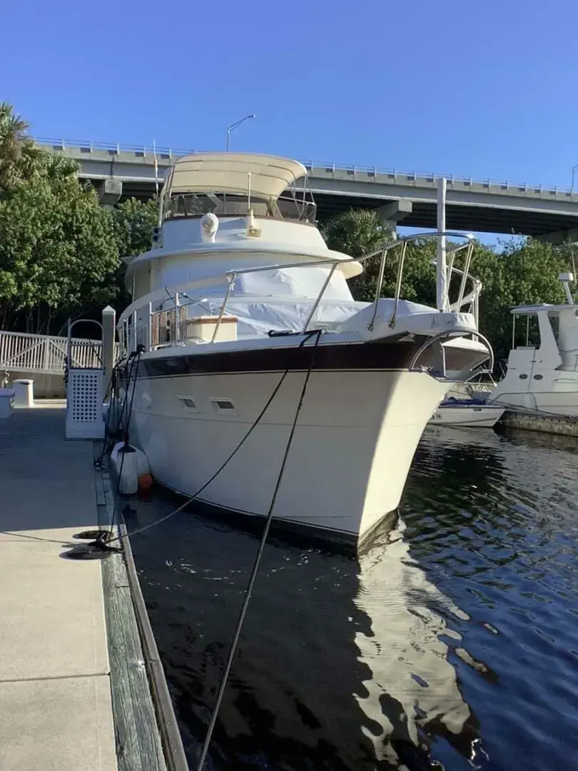 1983 Hatteras 53 extended deck motor yacht