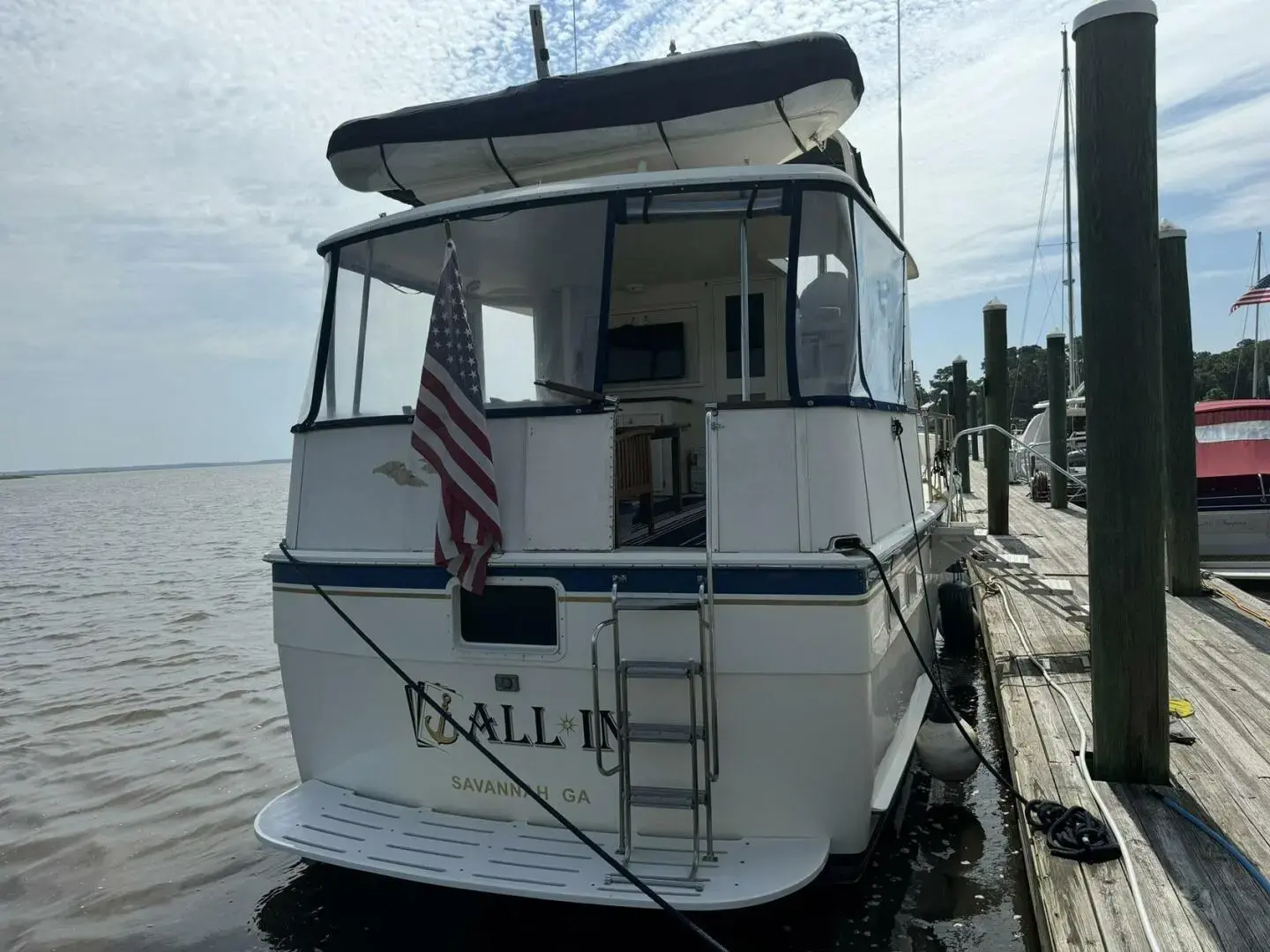 1986 Hatteras 43 motor yacht