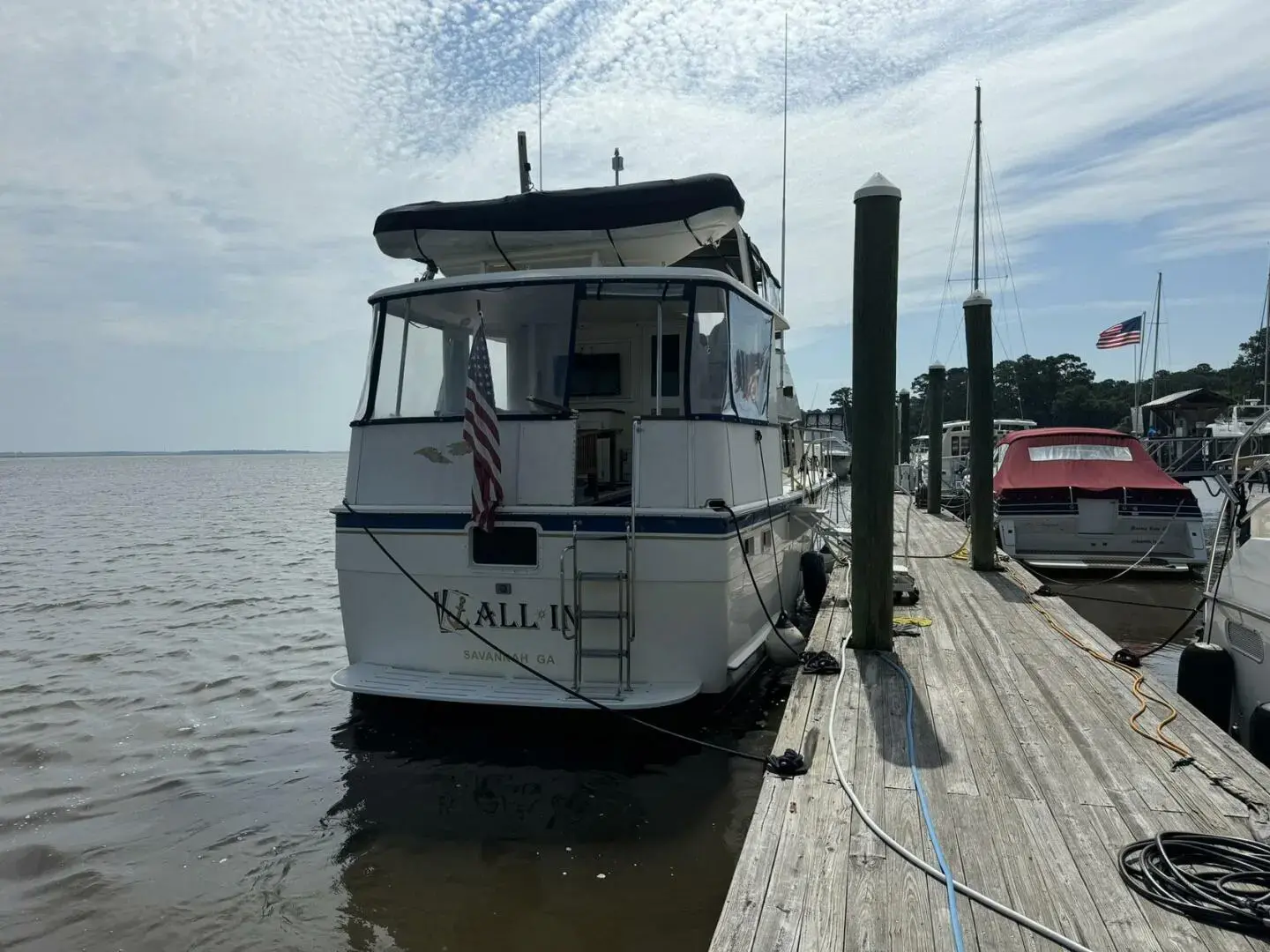 1986 Hatteras 43 motor yacht