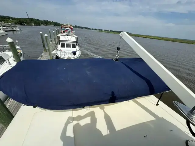 Hatteras 43 Motoryacht