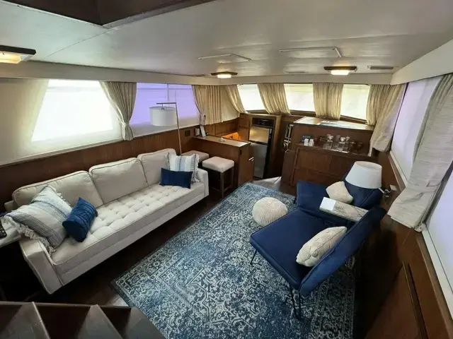 Hatteras 43 Motoryacht