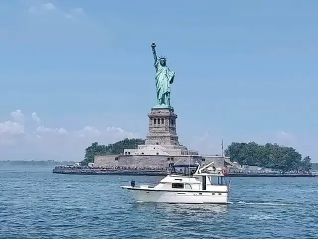 Hatteras 43 Motoryacht