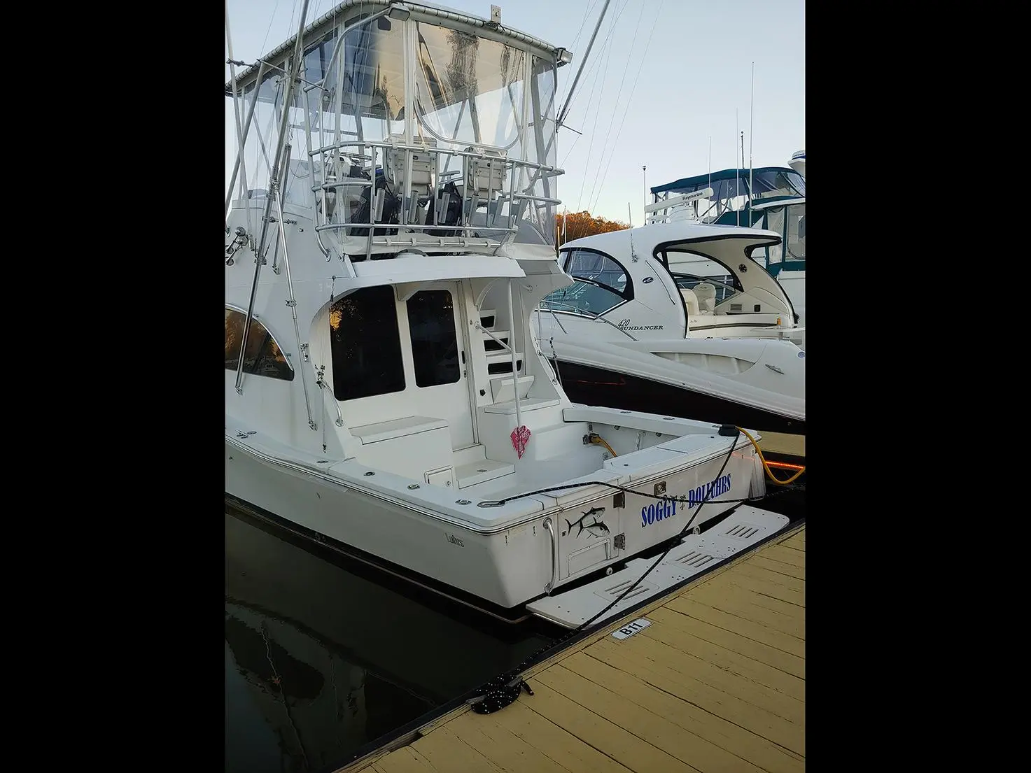 2002 Luhrs 34 convertible