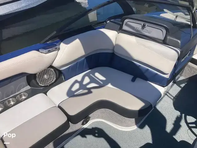 Malibu Wakesetter 25 Lsv