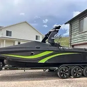 2015 Centurion Boats Enzo FS44