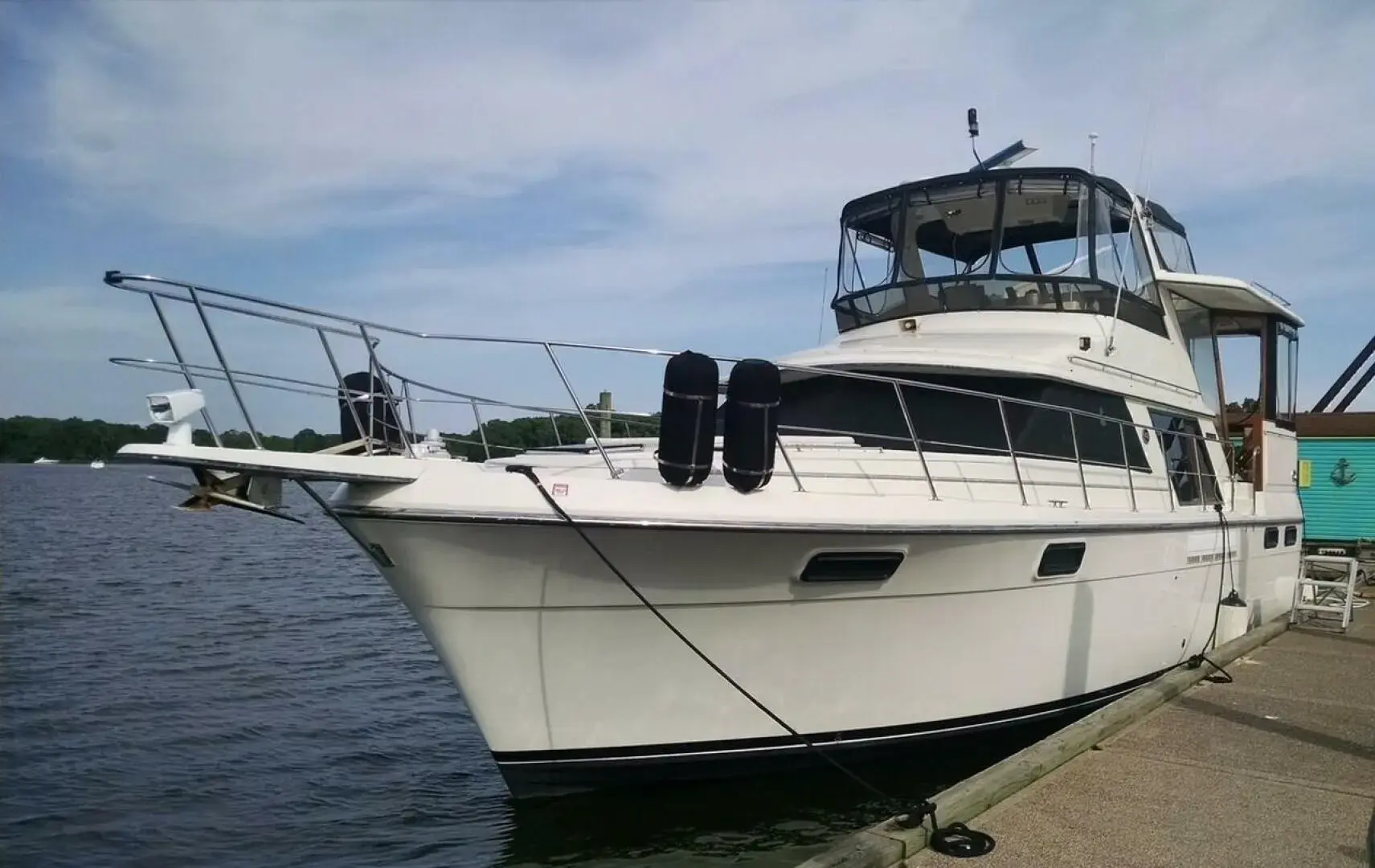 1988 Carver 4207 aft cabin motoryacht