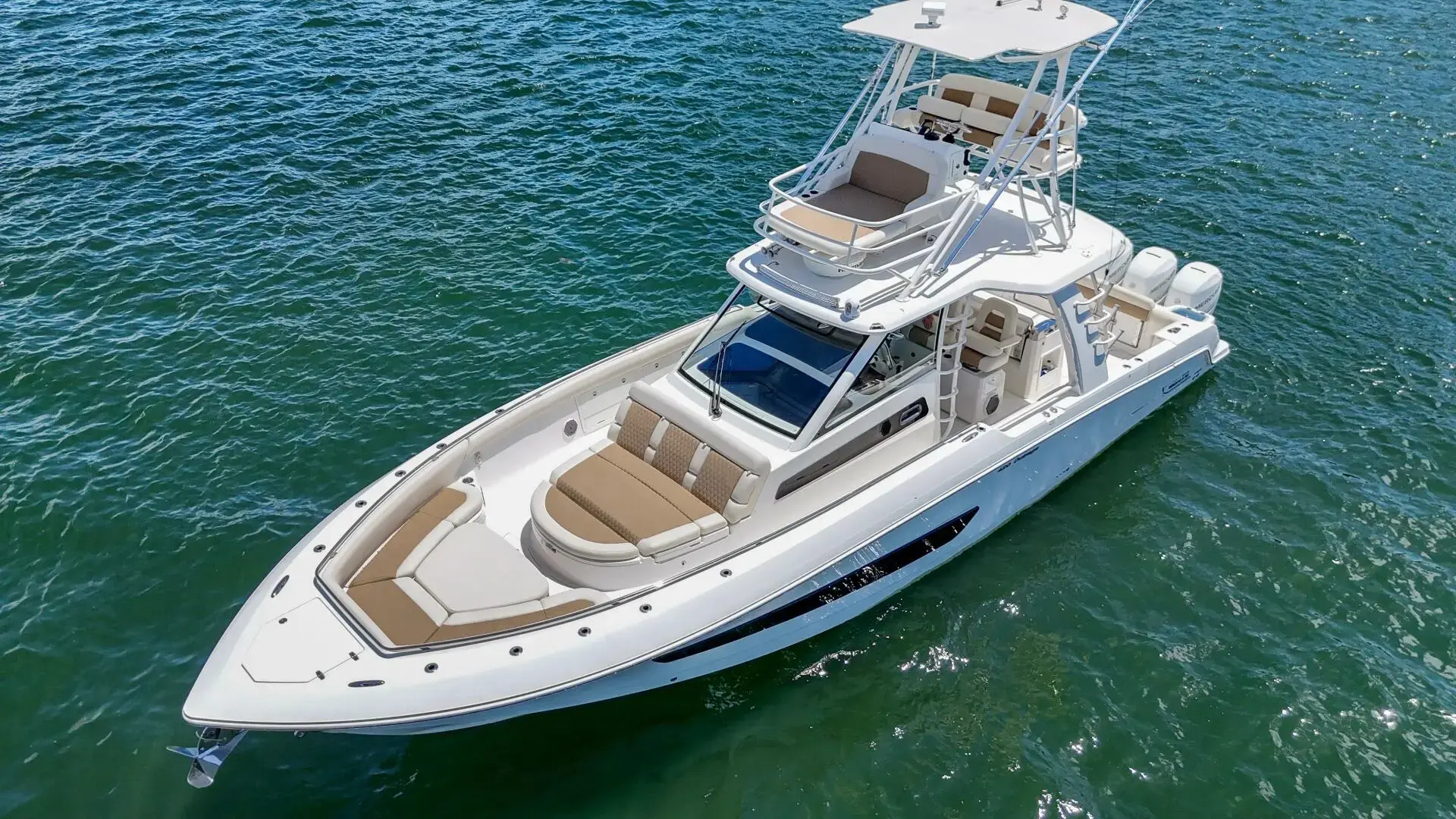 2017 Boston Whaler 420 outrage