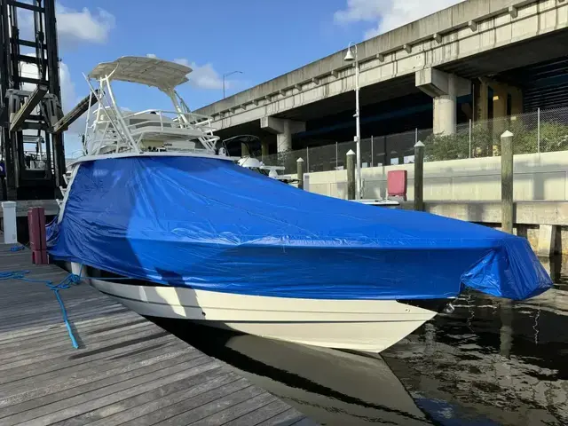 Boston Whaler 420 Outrage