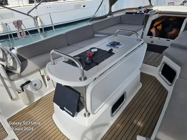 Jeanneau 53 (5 cabs)