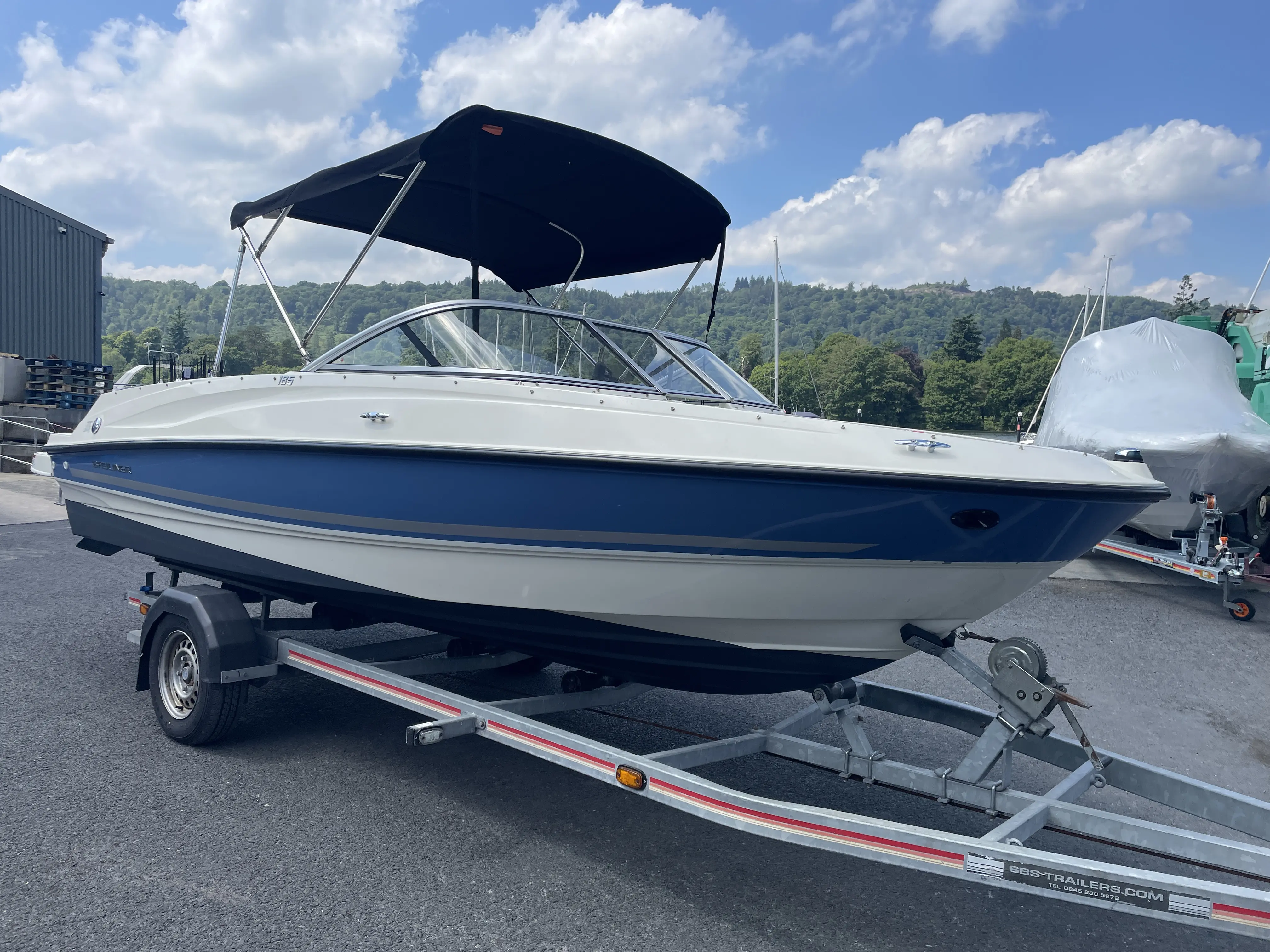 2015 Bayliner 185