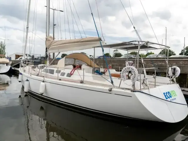 DEVONPORT YACHTS Thomas Custom 67