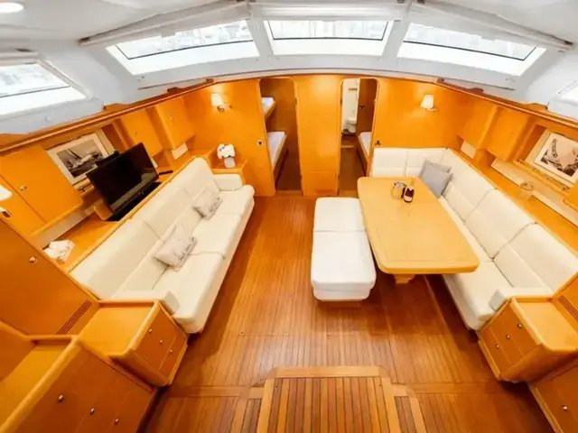 DEVONPORT YACHTS Thomas Custom 67