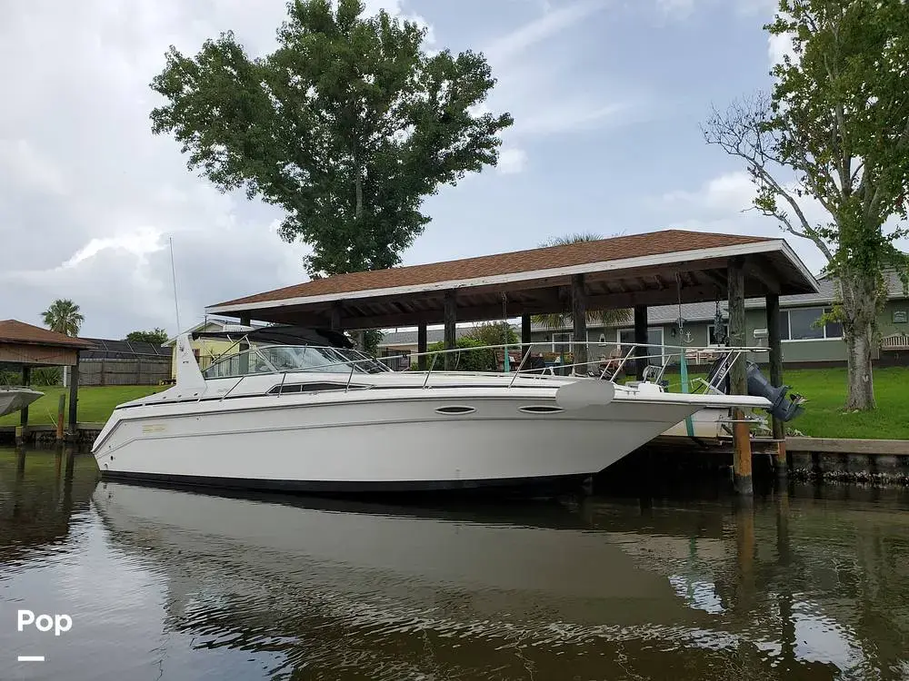 1990 Sea Ray 350 express cruiser