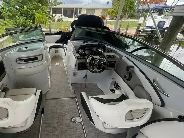 Crownline E 255 Xs