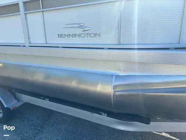 Bennington 21 SSX