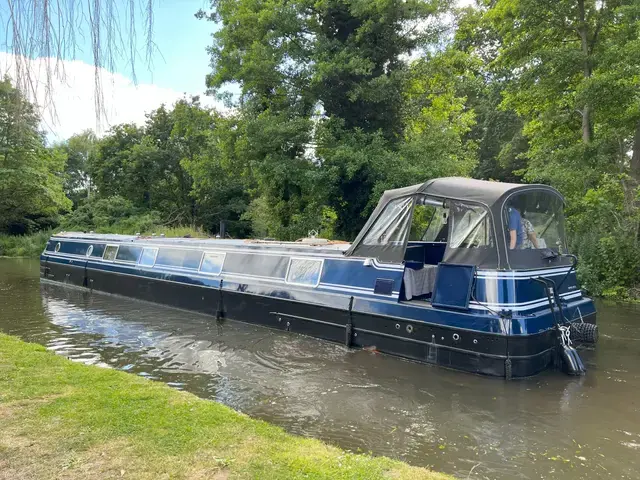 Viking Canal Boats 70' x 12'6'' Widebeam