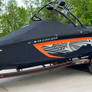 2012 Tige R20