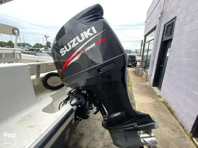 Mako 212 Center Console