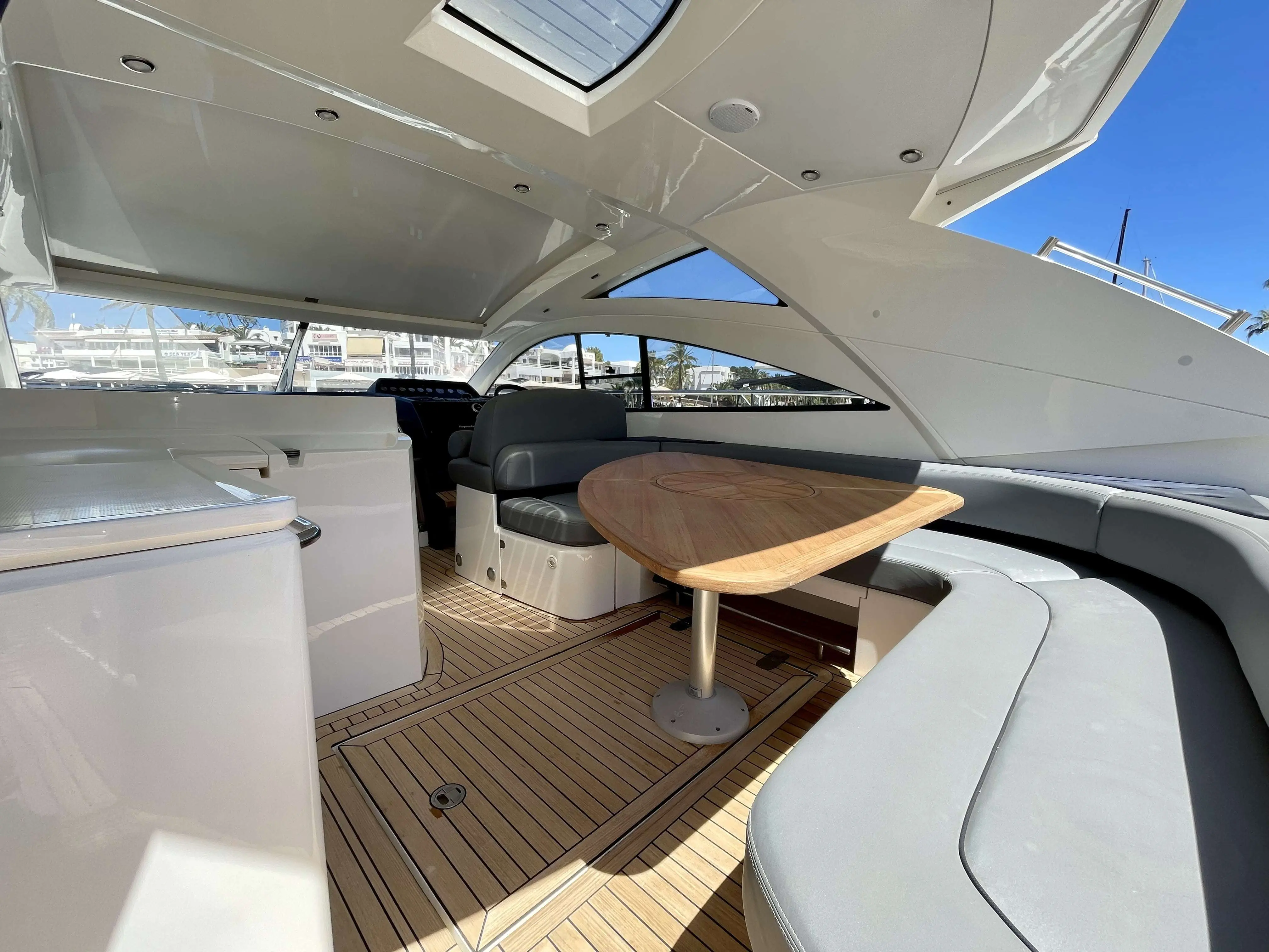 2005 Fairline targa 47