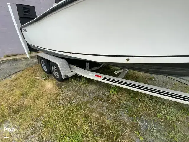 Mako 212 Center Console