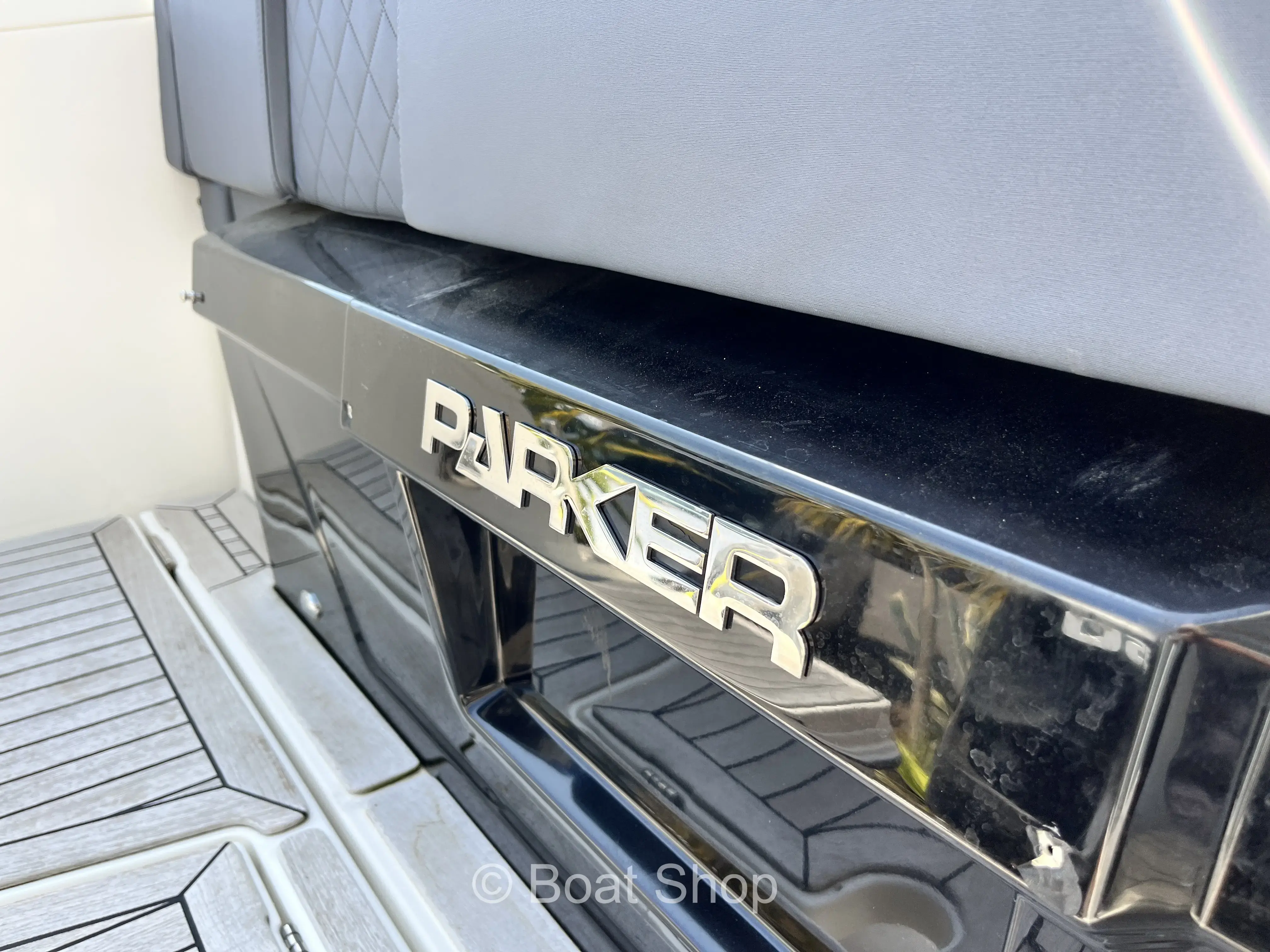 2025 Parker 850 voyager