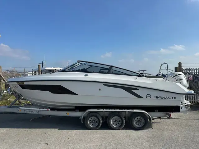 Finnmaster T8-2022