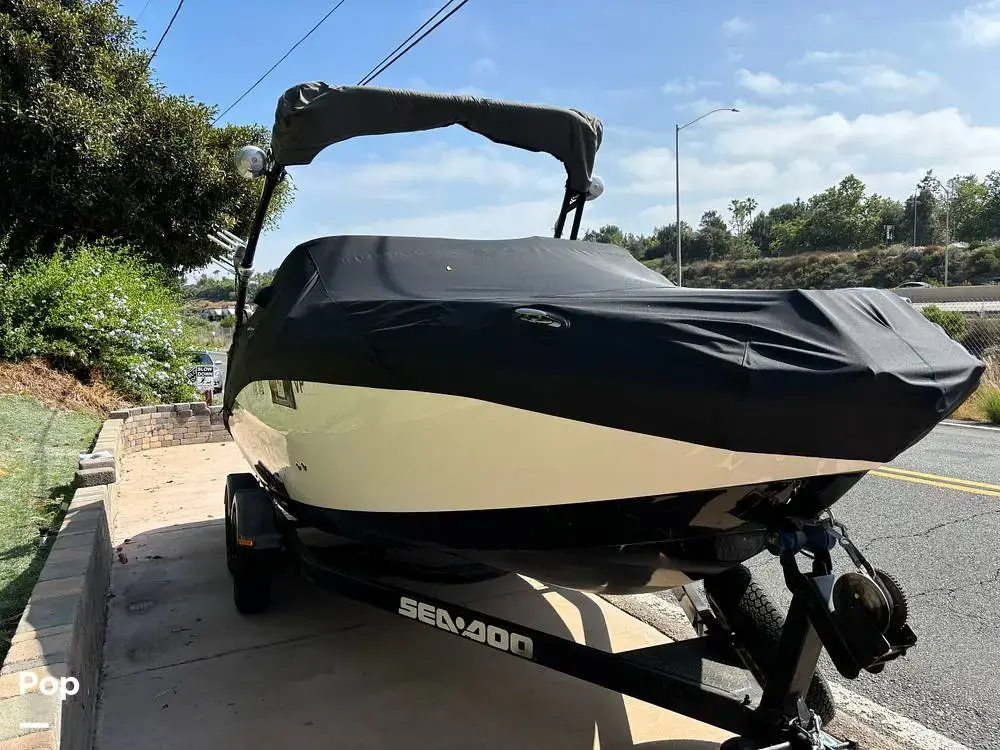 2011 Sea-doo 210 wake