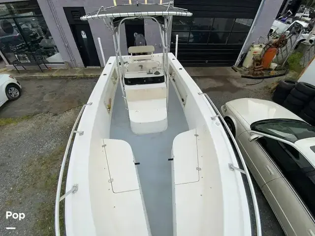 Mako 212 Center Console