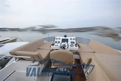 2009 Sealine f46