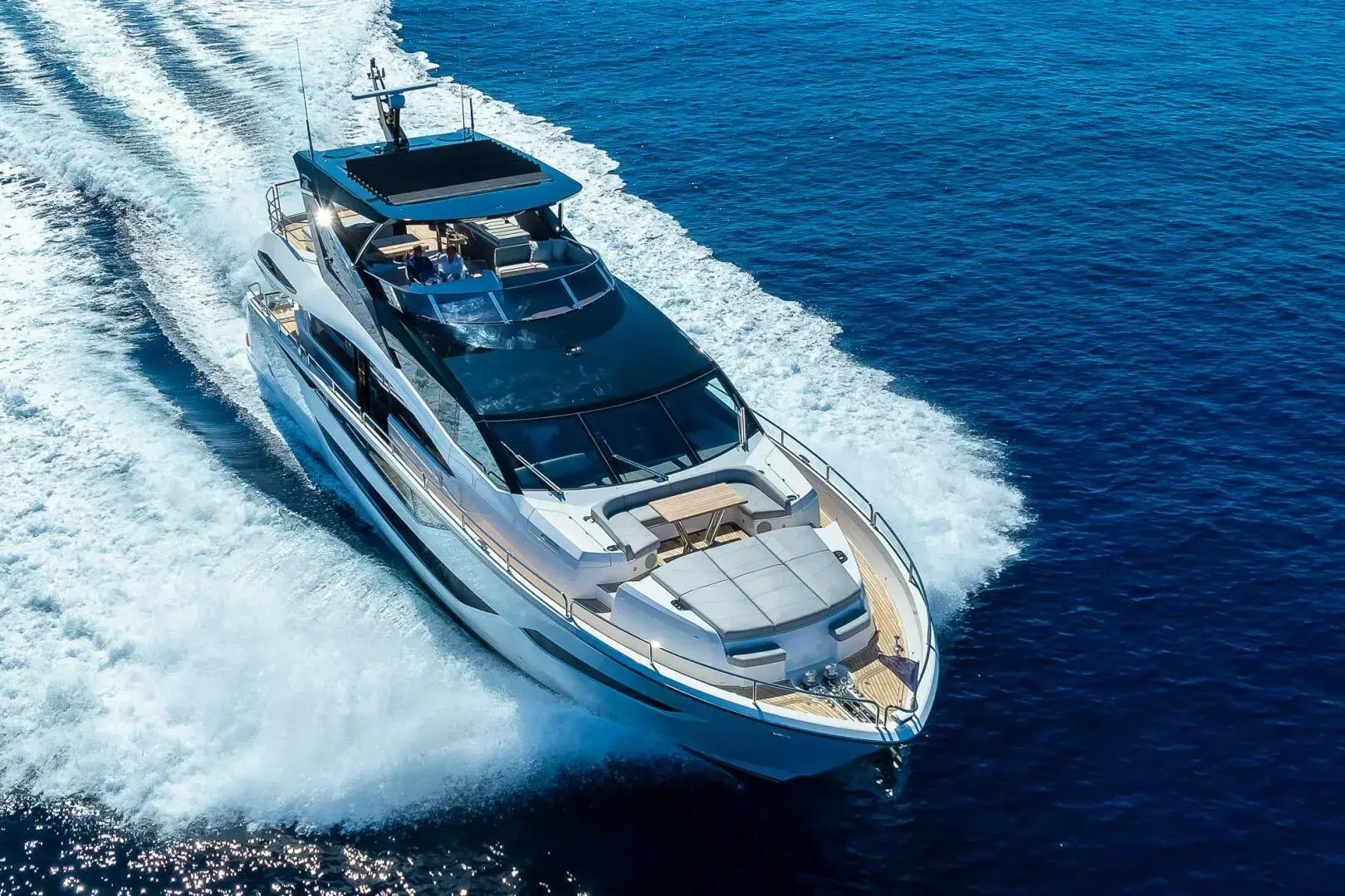 2022 Sunseeker 87