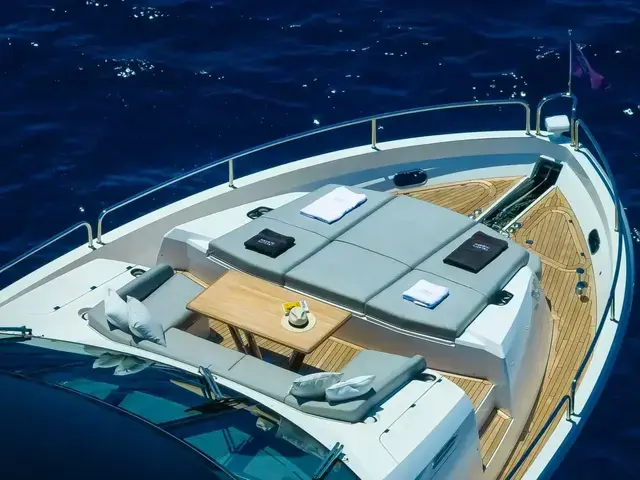 Sunseeker 87