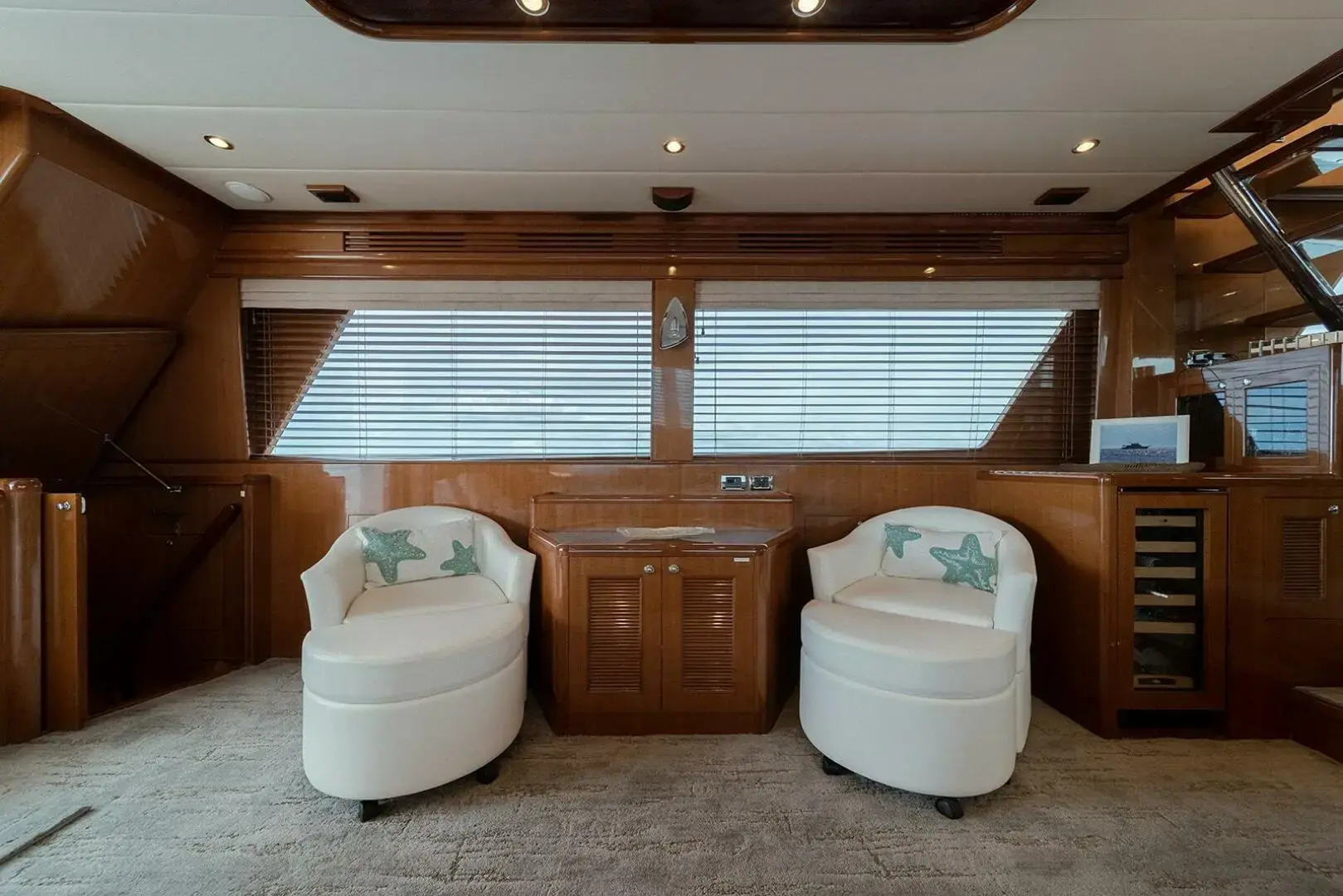 2013 Hampton motor yacht