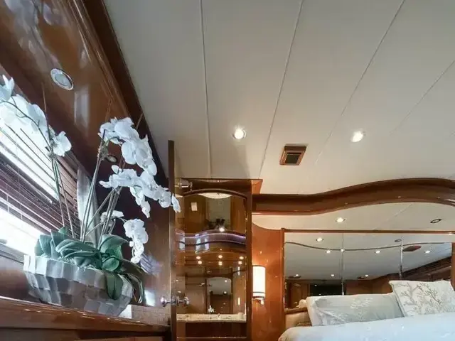 Hampton Motor Yacht