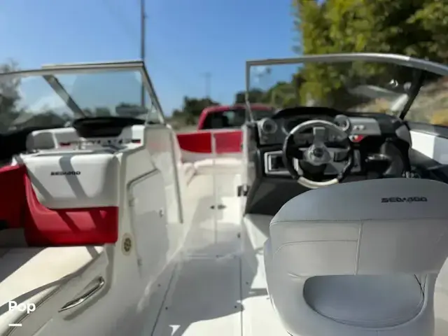 Sea-Doo 210 Wake