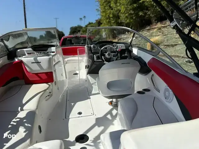 Sea-Doo 210 Wake